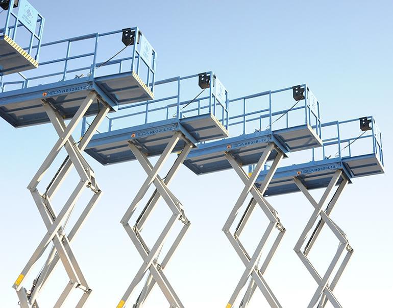piattaforma elevatrice elettrica a forbice semovente da 12 metri heda