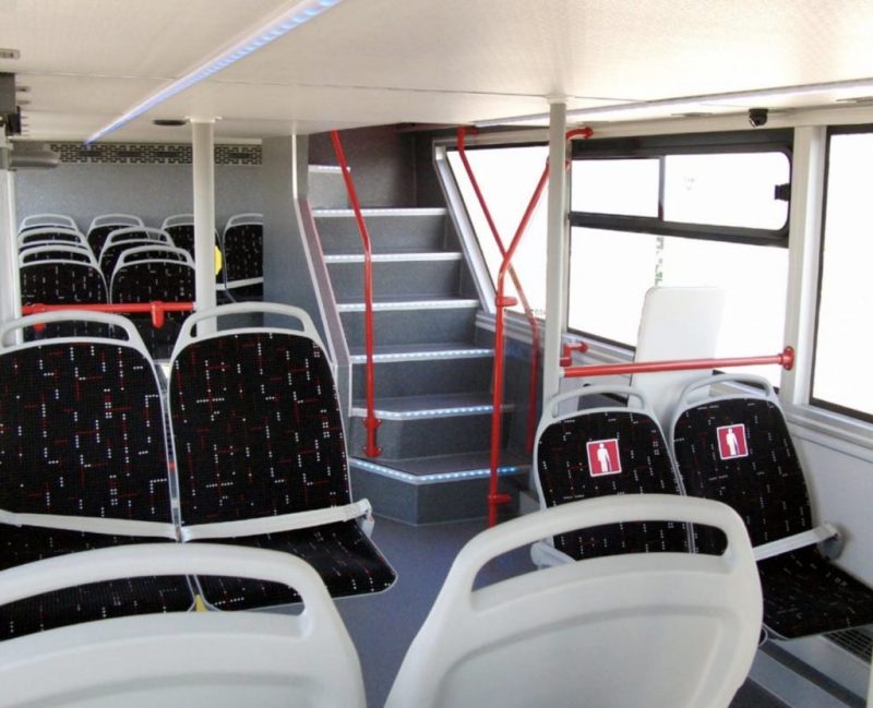 кобра двуетажен туристически градски автобус 11м