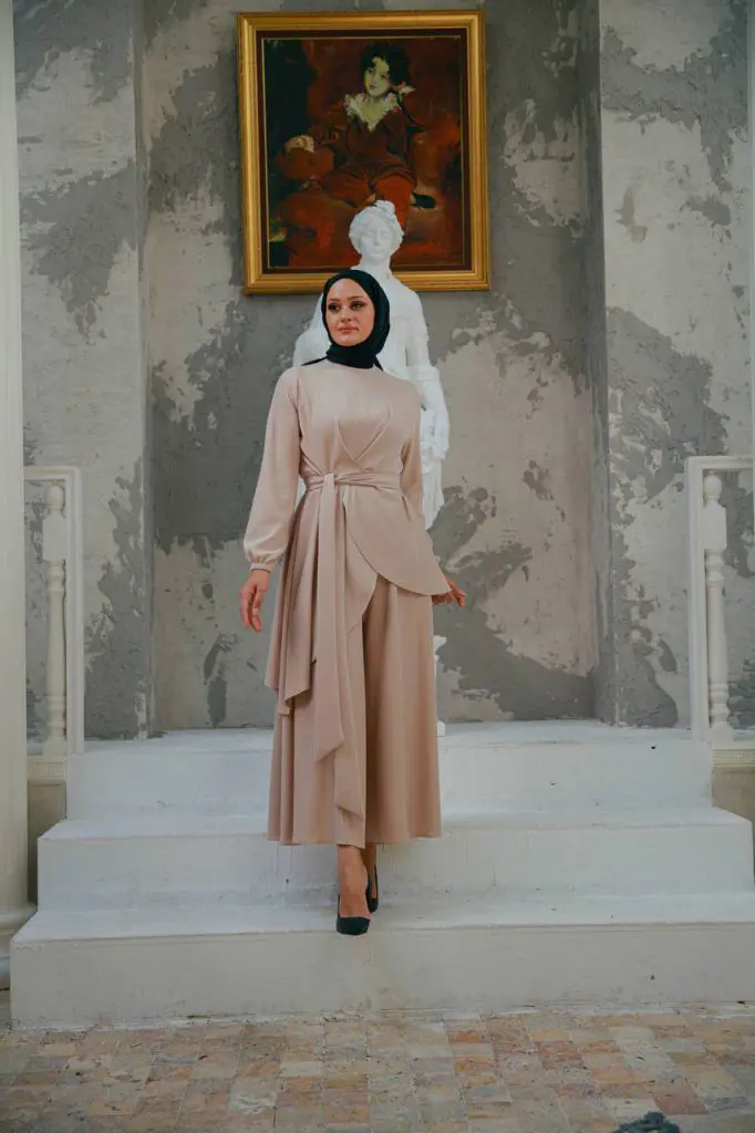 fustan γυναικεία λιτά μουσουλμανικά φορέματα: μεγέθη 36, 38, 40, 42 - αποκλειστικά χονδρική, κατασκευασμένα στην Τουρκία